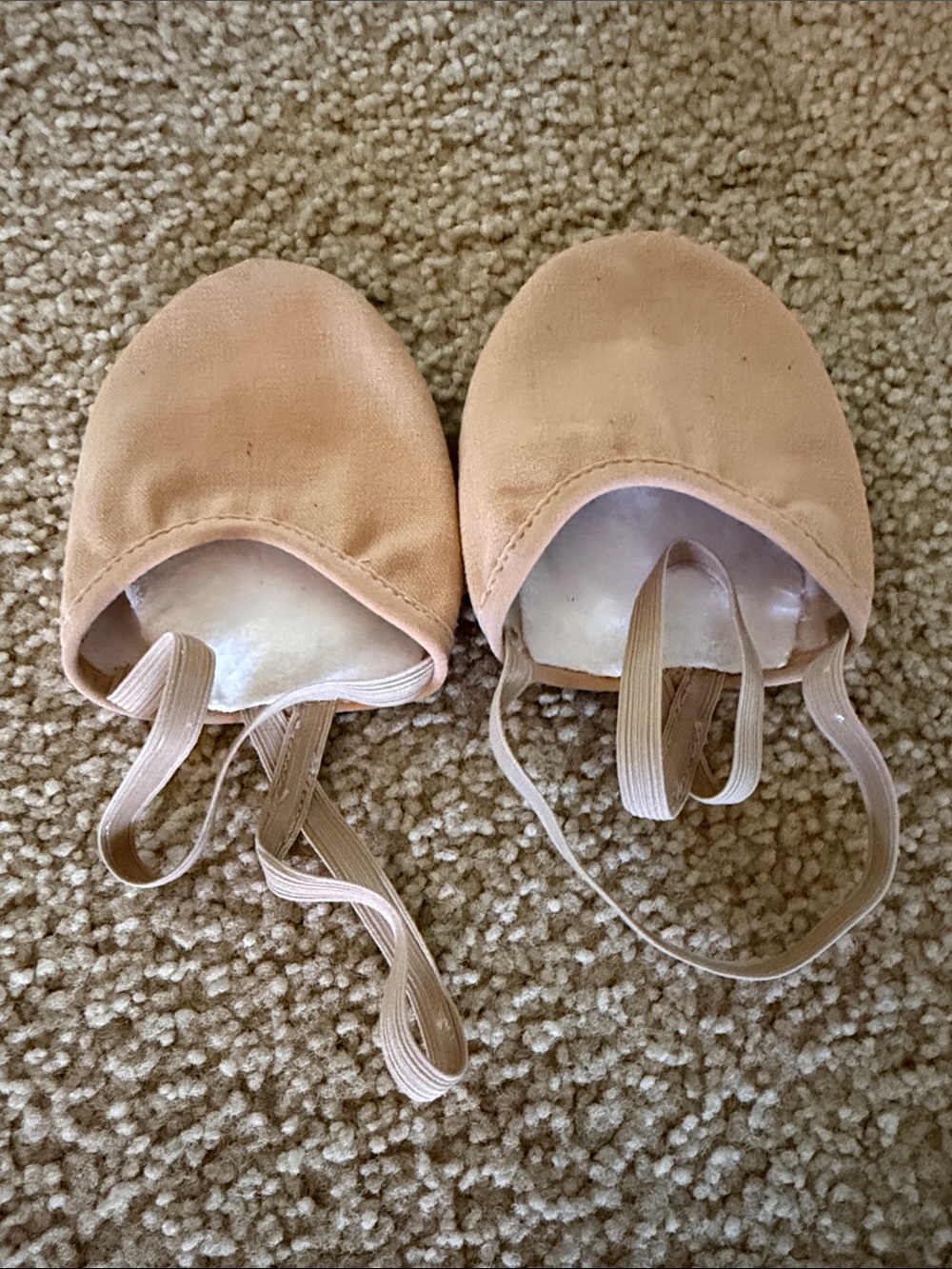 Bloch women’s Dance Foot Undercovers in Nude size large